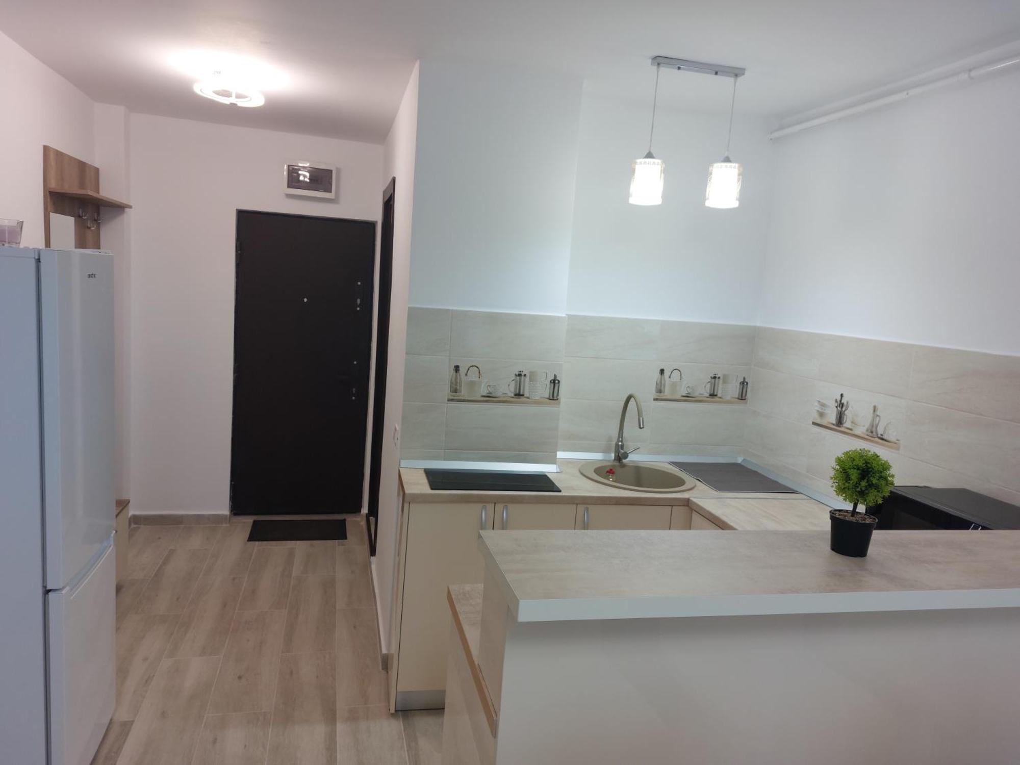 Rg Garsoniera Central Piatra Neamţ Екстериор снимка